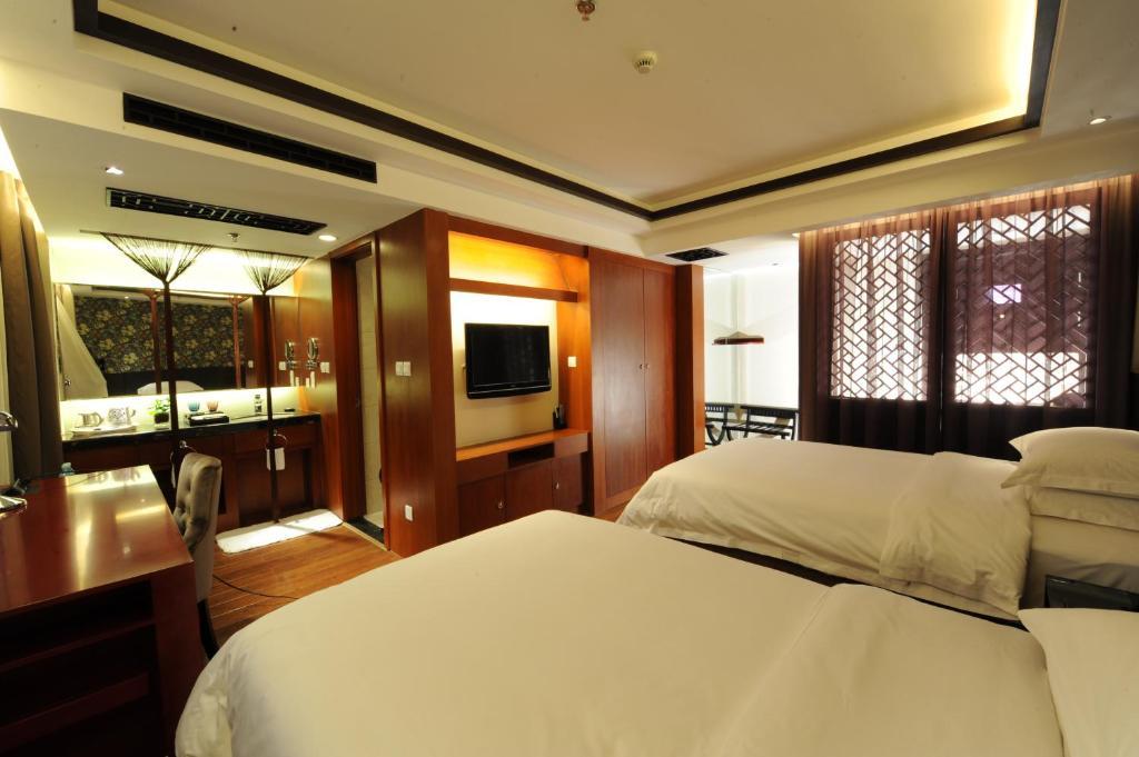 Phoenix Egret Boutique Hotel Taiyuan Room photo