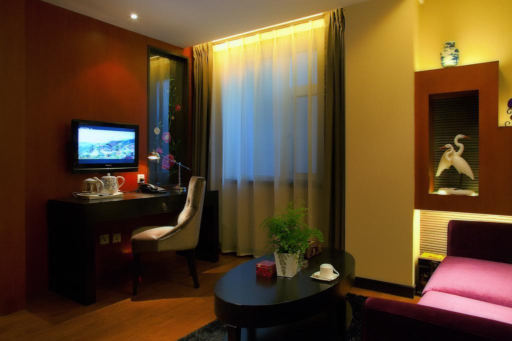 Phoenix Egret Boutique Hotel Taiyuan Room photo